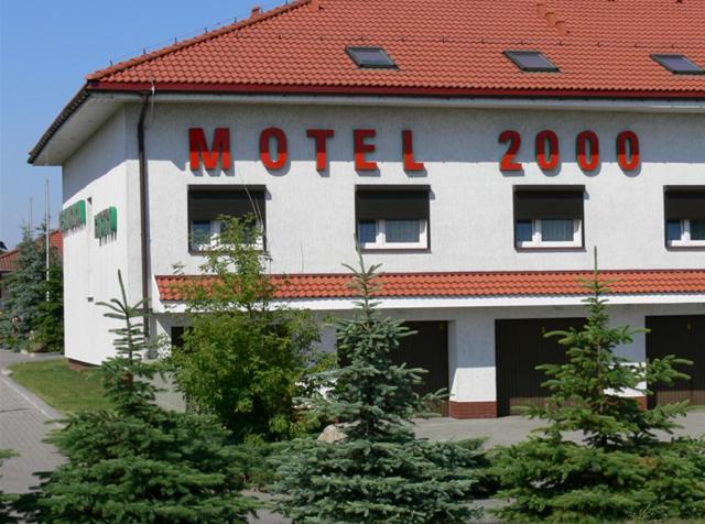 Motel 2000 Stęszew Eksteriør billede
