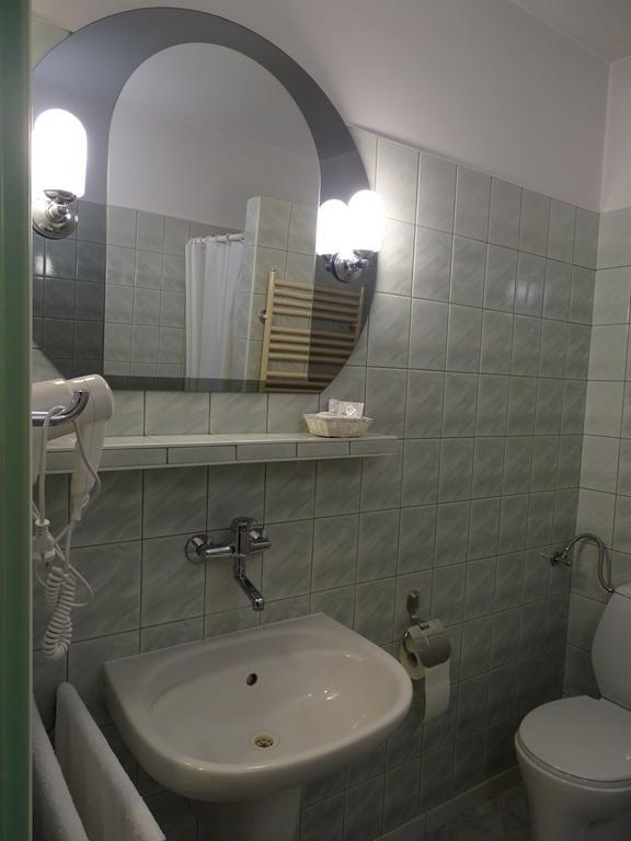 Motel 2000 Stęszew Eksteriør billede