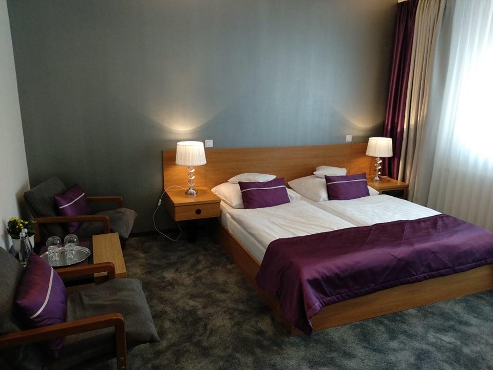 Motel 2000 Stęszew Eksteriør billede